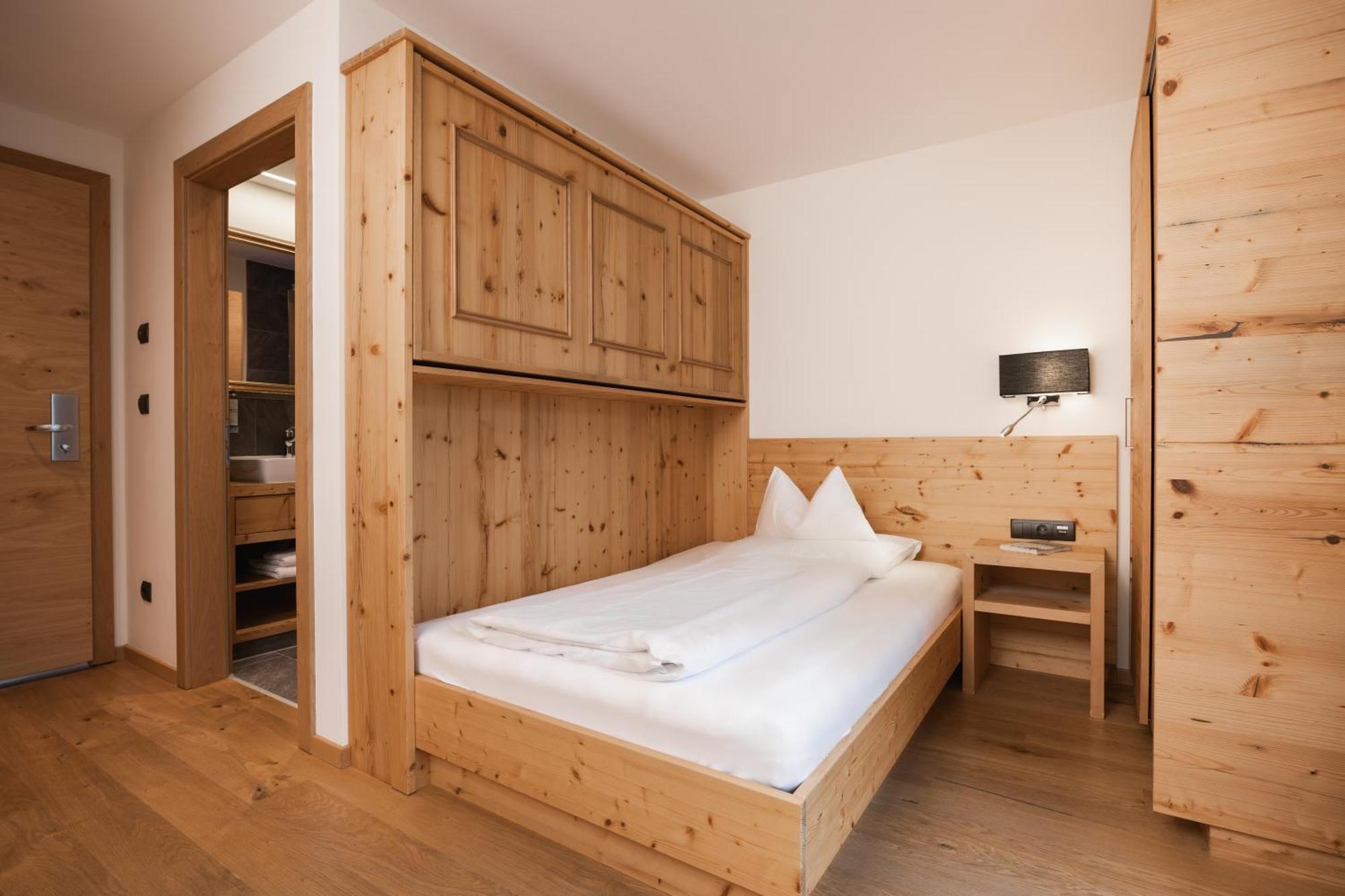 Hotel Bergblick 4 Sterne Superior Фис Экстерьер фото