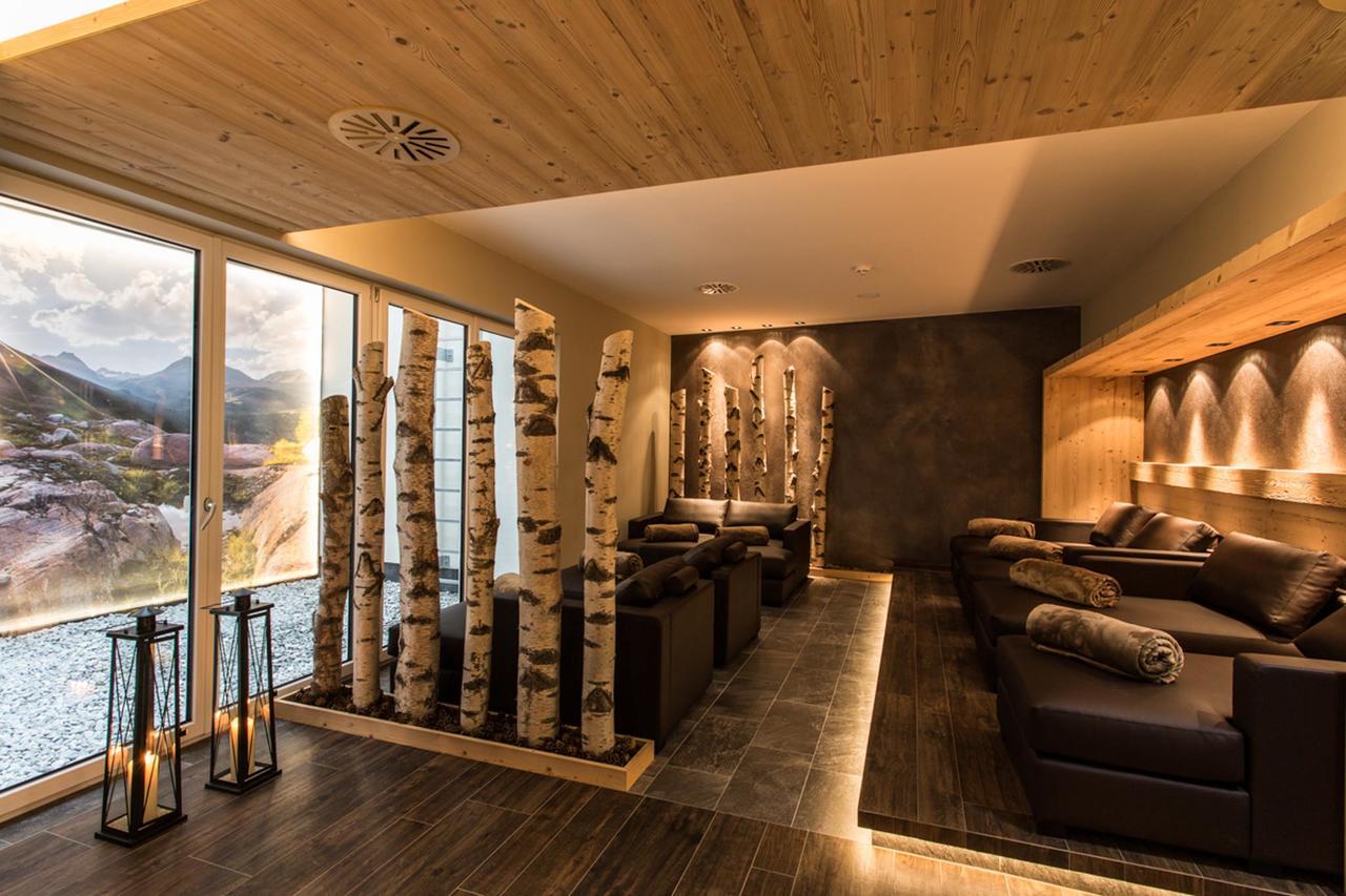 Hotel Bergblick 4 Sterne Superior Фис Экстерьер фото